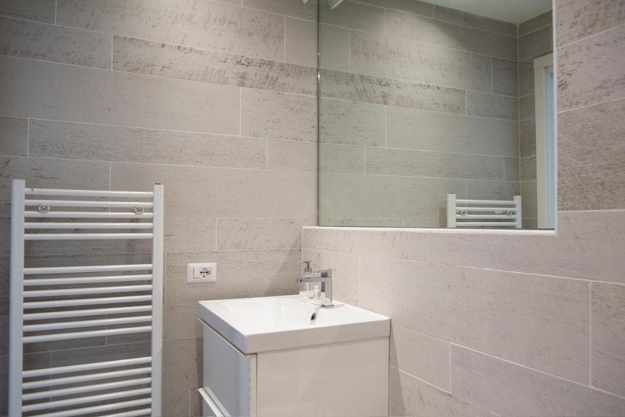 Youhosty - Custodi 12 Milano Ngoại thất bức ảnh